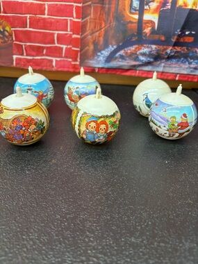 Vintage lot of 6 ornaments plastic raggedy Ann